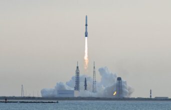 A Blue Origin lançou seu curso reciclado Nova Glenn, mas não colocou a carga em órbita
