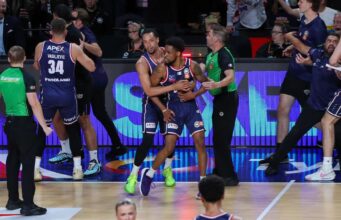O País de Gales espera dar aos Estados Unidos um olho na decisão do título da NBL