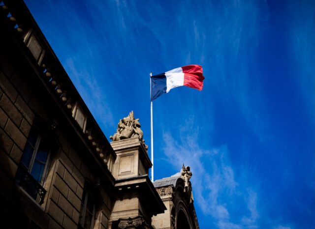 france-flag-2233577438.jpg