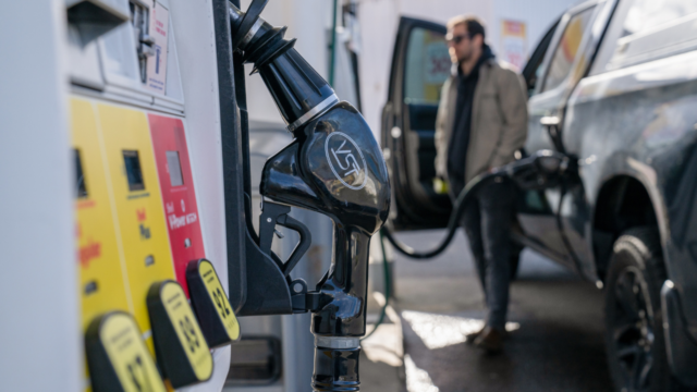 gas-pump-prices-iran-conflict.png