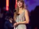 Taylor Swift está intensificando sua batalha legal contra imitadores de IA