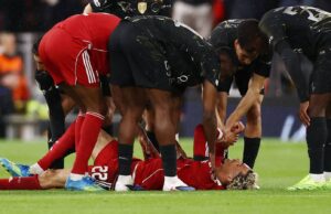 Hugo Ikite pode não jogar novamente em 2026, já que o calendário de lesões do Liverpool foi compartilhado