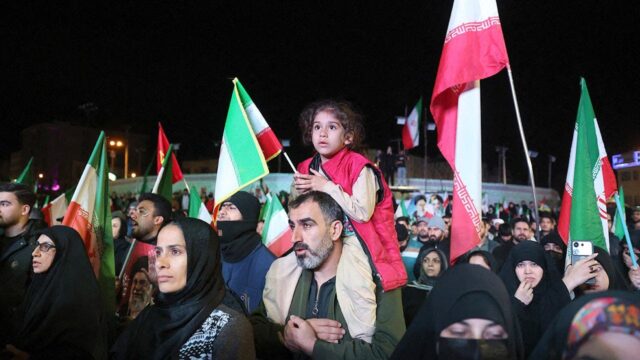 iranians-enqelab-square-tehran-ceasefire-fox-news-001.jpeg