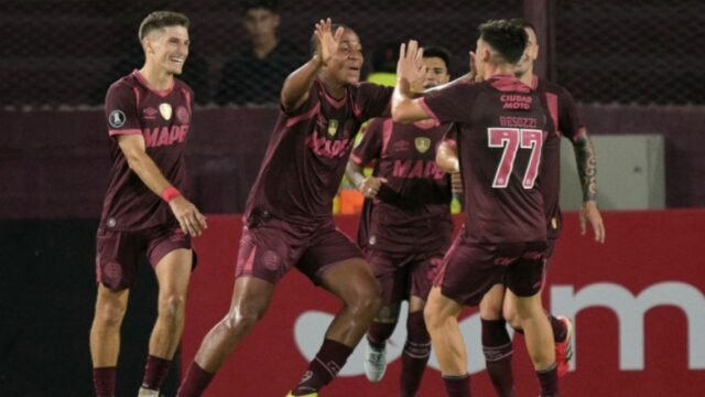 lanus-2222353.jpg