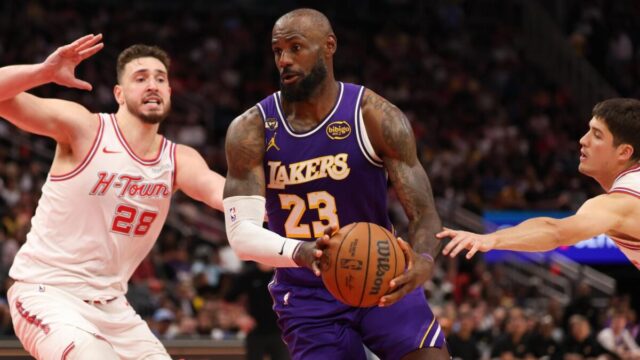 lebron-james-los-angeles-lakers-3.jpg