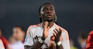 Como as preocupações do FFP podem levar Manu Kone a deixar Roma