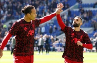 Wayne Rooney nomeia estrela do Liverpool que ‘jogou Van Dijk e Salah debaixo do ônibus’