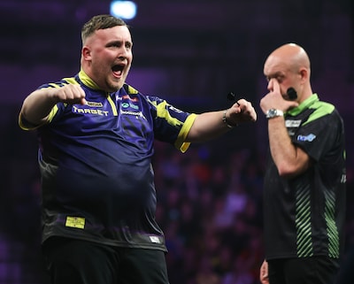 luke-littler-juicht-michael-van-gerwen-baalt.jpeg