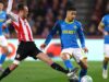 Leeds está em negociações privadas em Elland Road para contratar o trio da Premier League