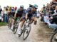 Uma série de emoções atingiu o grupo de perseguição Paris-Roubaix – a decepção de Mads Pedersen, Jasper Stuyven feliz em terceiro e Mathieu van der Poel aceitando a derrota.