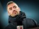 Bram van Polen bate forte para o PEC Zwolle após interferência em Deventer: ‘Vergonha para o futebol’