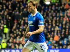 A estrela do Rangers de £ 4 milhões, que nem é zagueiro, pode lidar com o golpe de Romain