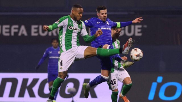 real-betis-natan-in-action-with-gnk-dinamo-zagreb-s-miha-zajc.JPG