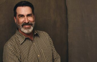 O ator Rob Wrigley revelou que uma denúncia do FBI o levou a se juntar à Marinha