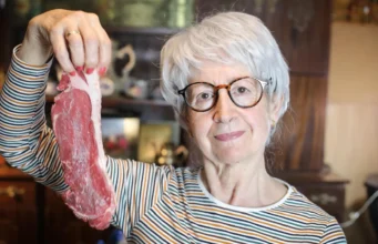 Um estudo surpreendente descobriu que a carne bovina não piora o açúcar no sangue e o risco de diabetes