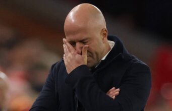 Arne Slott dá ‘notícias muito ruins’ após atualização sobre lesão no Liverpool