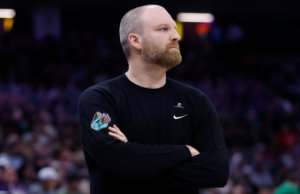 Bucks contrata Taylor Jenkins como treinador principal com futuro incerto de Giannis Antetokounmpo em Milwaukee
