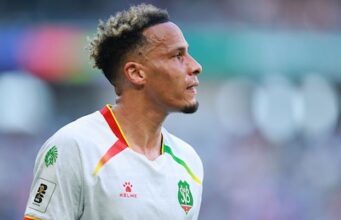 O destaque da NEC, Tjaronn Chery, se aposenta como internacional do Suriname: ‘Sempre senti muito amor’