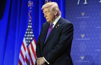 Trump celebra ressurreição da religião em vídeo da Sexta-Feira Santa na Casa Branca