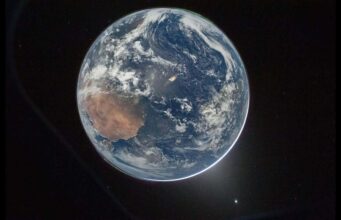 Veja as vistas deslumbrantes da Terra da Artemis 2 em um vídeo de lapso de tempo tirado de uma queda de 12.000 fotos