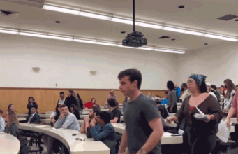 Boletim informativo Fox News Campus Radicals: confusão da máfia da UCLA, ameaças veladas de violência