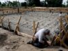 Eles perderam suas casas no incêndio. Agora eles estão reconstruindo com totalmente elétrico.