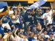 Quão populares são os Dodgers? Até o Lakers os admirava. Vamos.