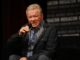 William Shatner alerta os fãs sobre notícias falsas sobre IA e nega que esteja morrendo