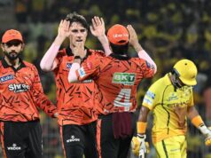 A tripla Cummins ajuda Sunrisers nos playoffs do IPL