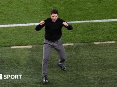 Arsenal vence Premier League: Mikel Arteta diz que filho chorando contou a ele sobre a conquista do título