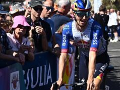 Vanguard mantém liderança do Giro, Handley sobe ao pódio
