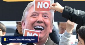 A Coreia do Sul rejeita o apelo de Trump ao ‘Projeto Liberdade’ após incêndio no navio Ormuz.