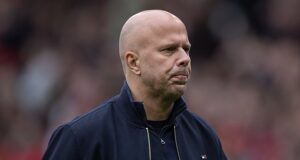 Liverpool SACK Arne Slot após revisão de final de temporada – com Andoni Iraola o favorito para assumir o comando em Anfield