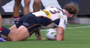Carrigan deu um soco nos Broncos de volta