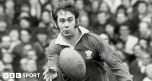Arthur Lewis: Ebbw Vale, Wales and Lions Centre, morre aos 84 anos.