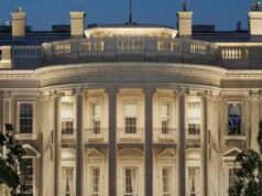Ringue de luta pela Casa Branca para comemorar o aniversário de Trump nos EUA