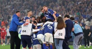 Schalke avançou para a Bundesliga após vitória sobre o Fortuna Düsseldorf