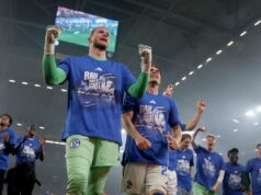 O Schalke encerrou uma semana de sonho ao conquistar o título após uma exibição
