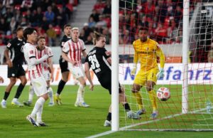 O jogo em Freiburg foi marcado por Koulierakis e Lienhart