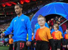 O zagueiro do Leverkusen assinou um novo contrato até 2031