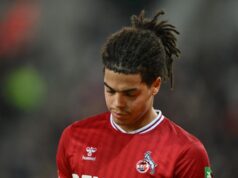 O emprestado do Man City perdeu o último jogo em casa do Colônia devido a suspensão