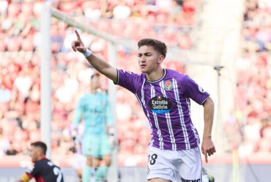 Werder Bremen confirmou a contratação de Chuki