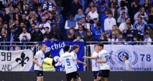 Seimen estrela como Paderborn conquista uma vaga nos playoffs de Hannover