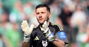 HSV e Heuer Fernandes finalmente concordaram com uma extensão de contrato