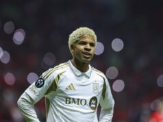 1. O FC Köln está ligado à estrela do Los Angeles FC, David Martínez