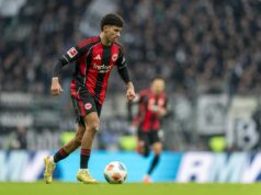 A lenda de Frankfurt juntou-se a El Khannouss no avião marroquino para a Copa do Mundo de 2026
