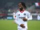 Elye Wahi, emprestado do Eintracht Frankfurt, ajuda o Nice a garantir a segurança da Ligue 1 a portas fechadas
