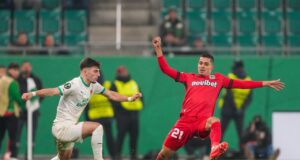 O Nuremberga contratou o lateral-direito grego ao Omonia Nicosia