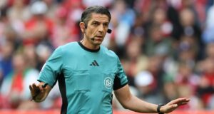 Deniz Aytekin e Fabienne Michel nomeados árbitros da DFB para o ano 2025-26