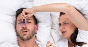 “Chega de roncar na hora de dormir.” Remédios caseiros eficazes para ajudá-lo a dormir profundamente